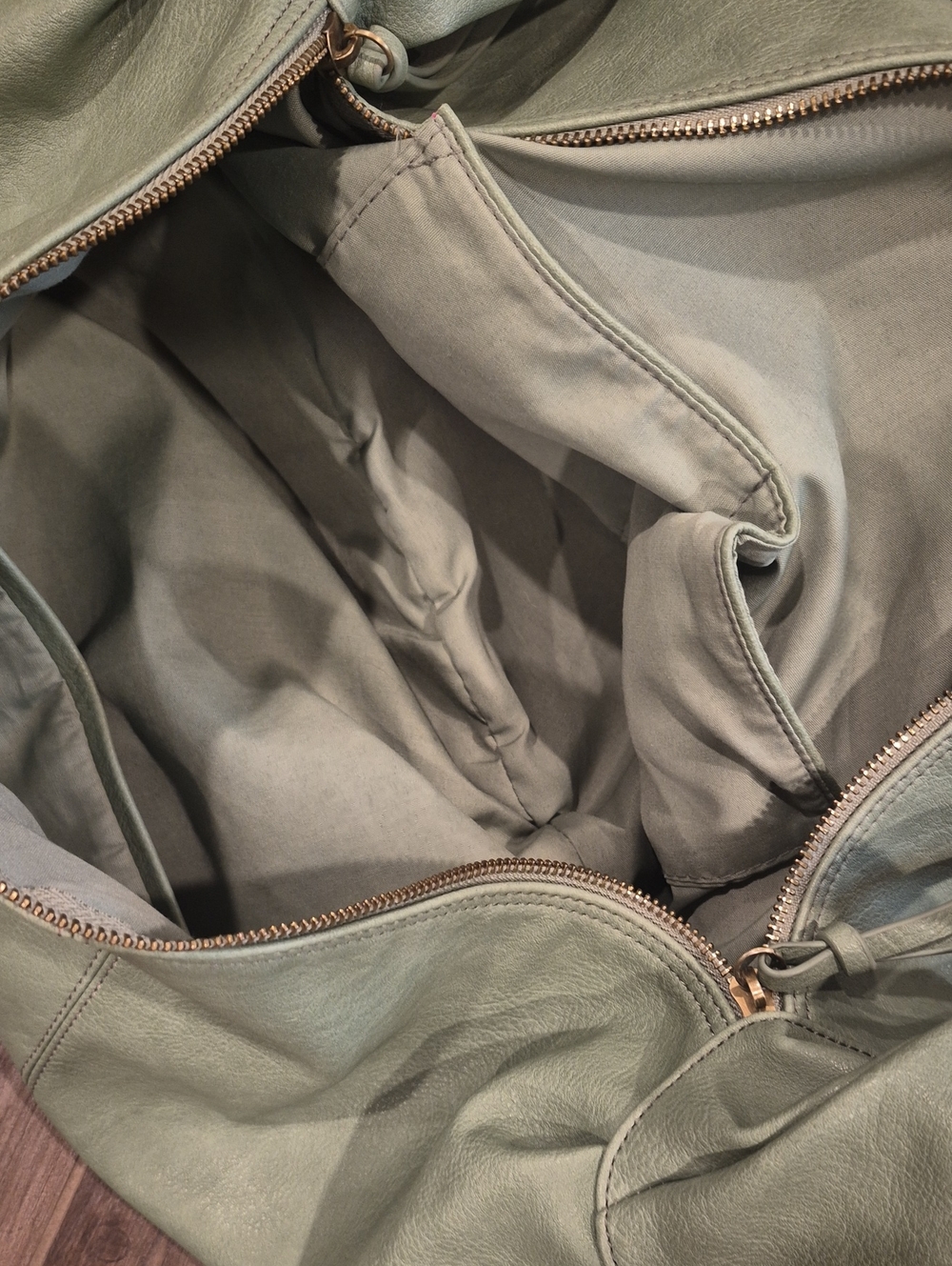 House of Harlow Sage Vegan Leather Slouchy Hobo Carryall Shoulder Crossbody Bag - Picture 9 of 14